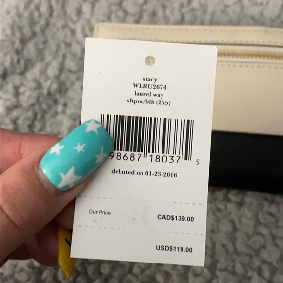 Kate Spade Wallet - Picture 5 of 5